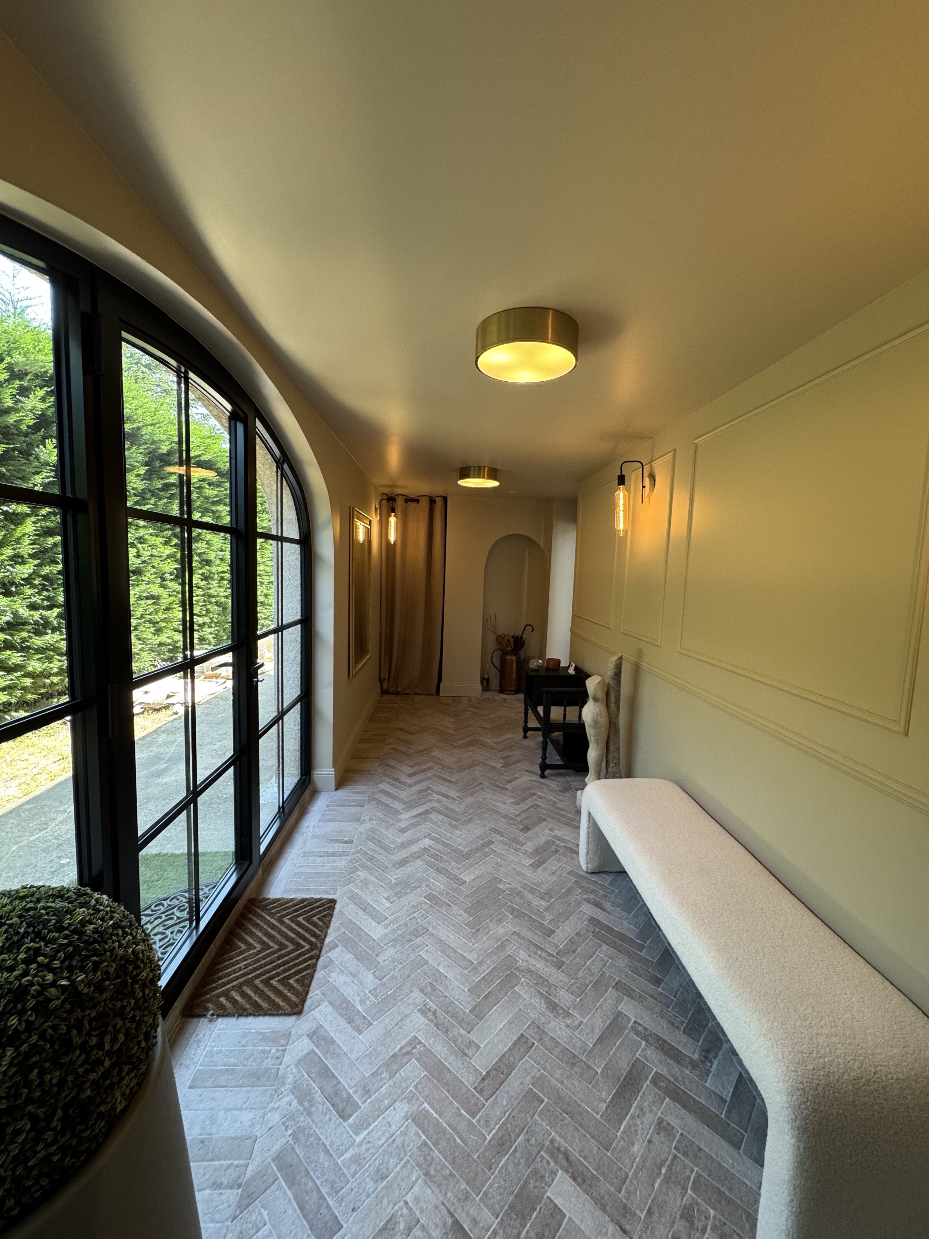 Création d'une entrée contemporaine par Pierre Avenir